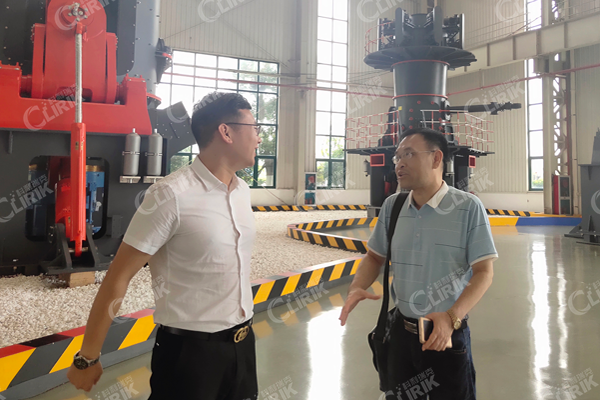 廣西省碳酸鈣協會會長會長譚會長